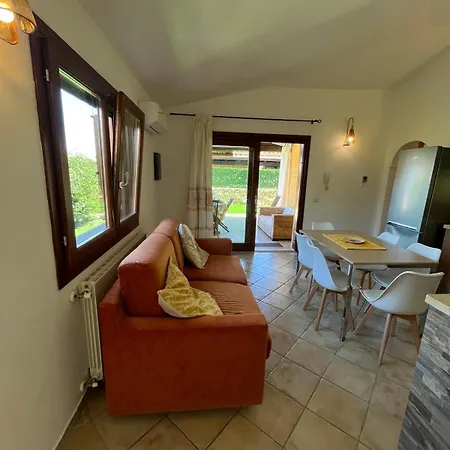 Casa Vacanze דירה בודוני